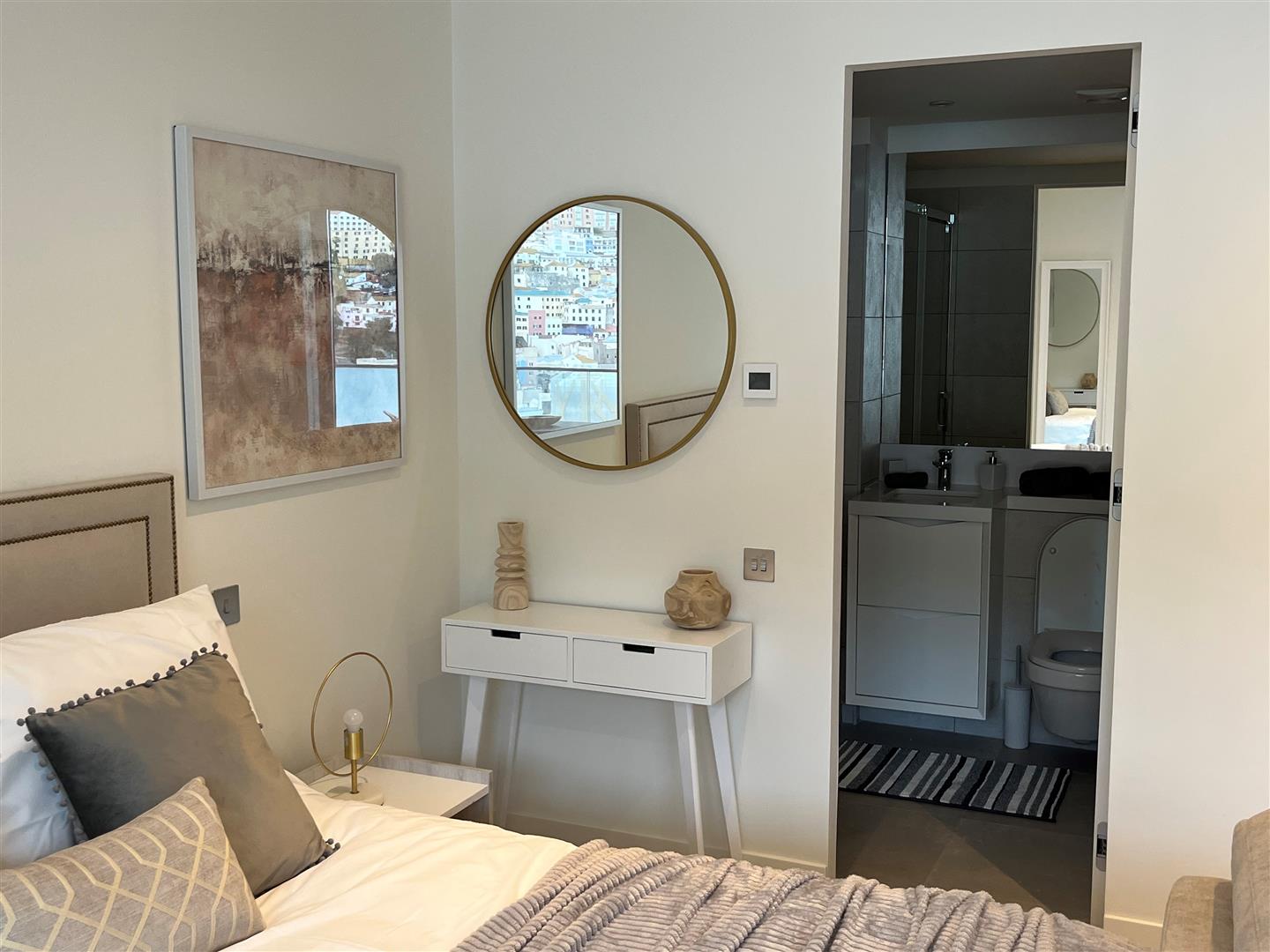  Image of Apartment - 1 Bathrooms for Rental in EuroCity-Gibraltar, Image 6